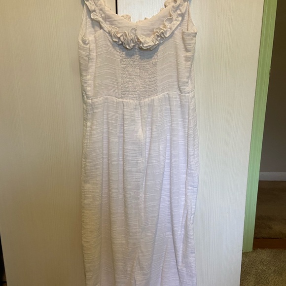 petal and pup 🌸 white dress - Picture 3 of 5